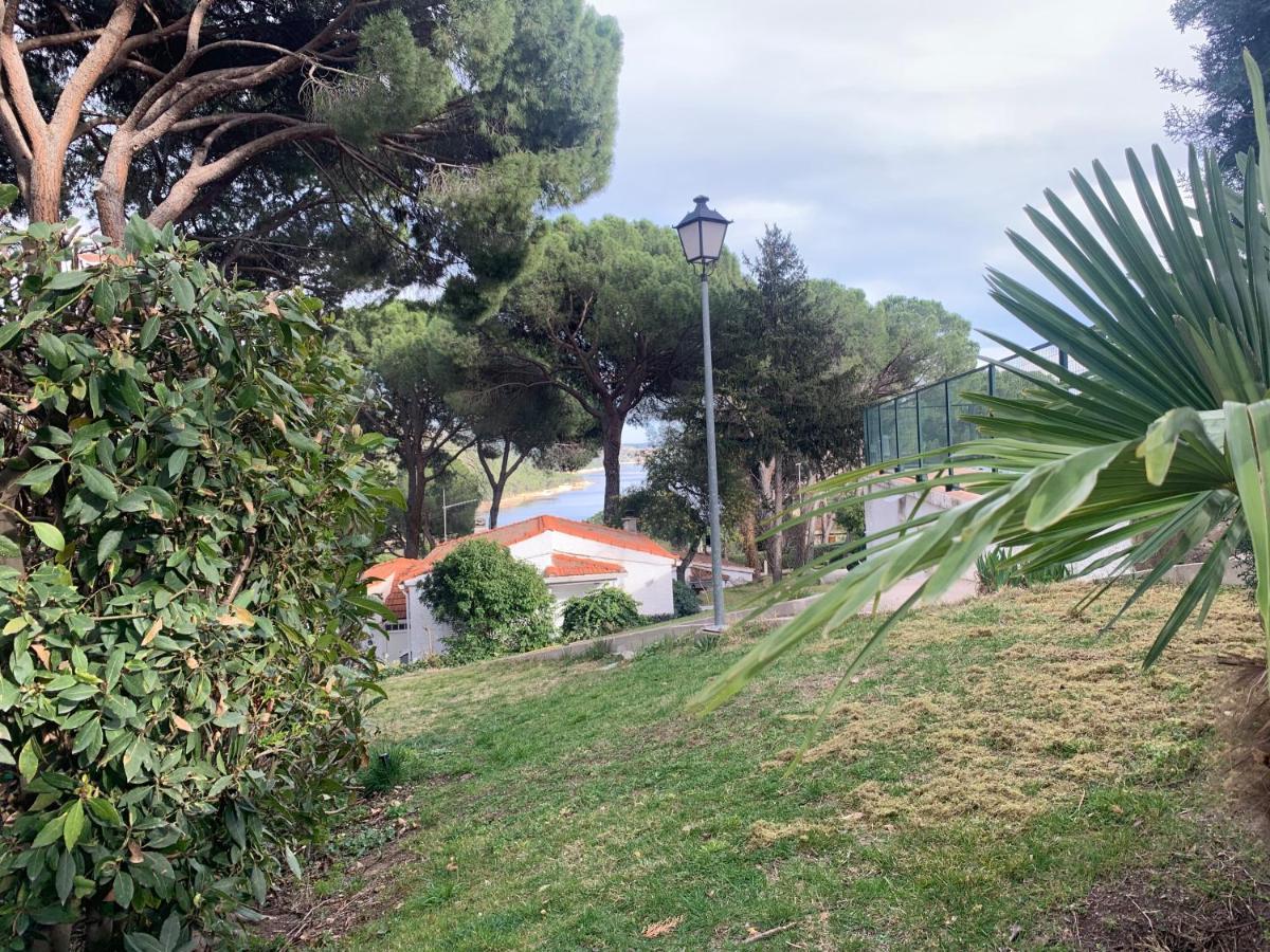 Вилла La Casita De Noe Con Vista Al Pantano De San Juan Сан-Мартин-де-Вальдейглесьяс Экстерьер фото